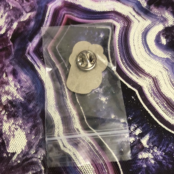 Goth Ghost Horror Coffee Mug Cup “Black Like My Soul” Metal Enamel Pin Brooch - Picture 10 of 11